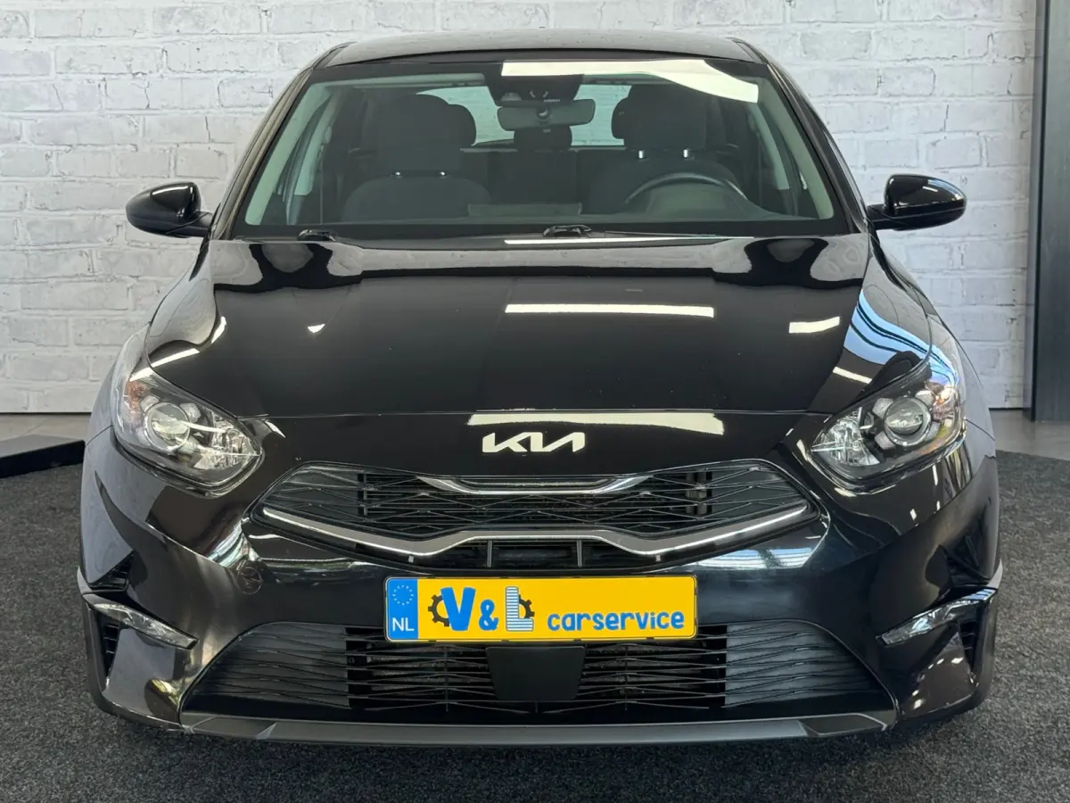 1.0 T-GDi DynamicPlusLine CarPlay Camera Stoel-Stuur verwarming Trekhaak