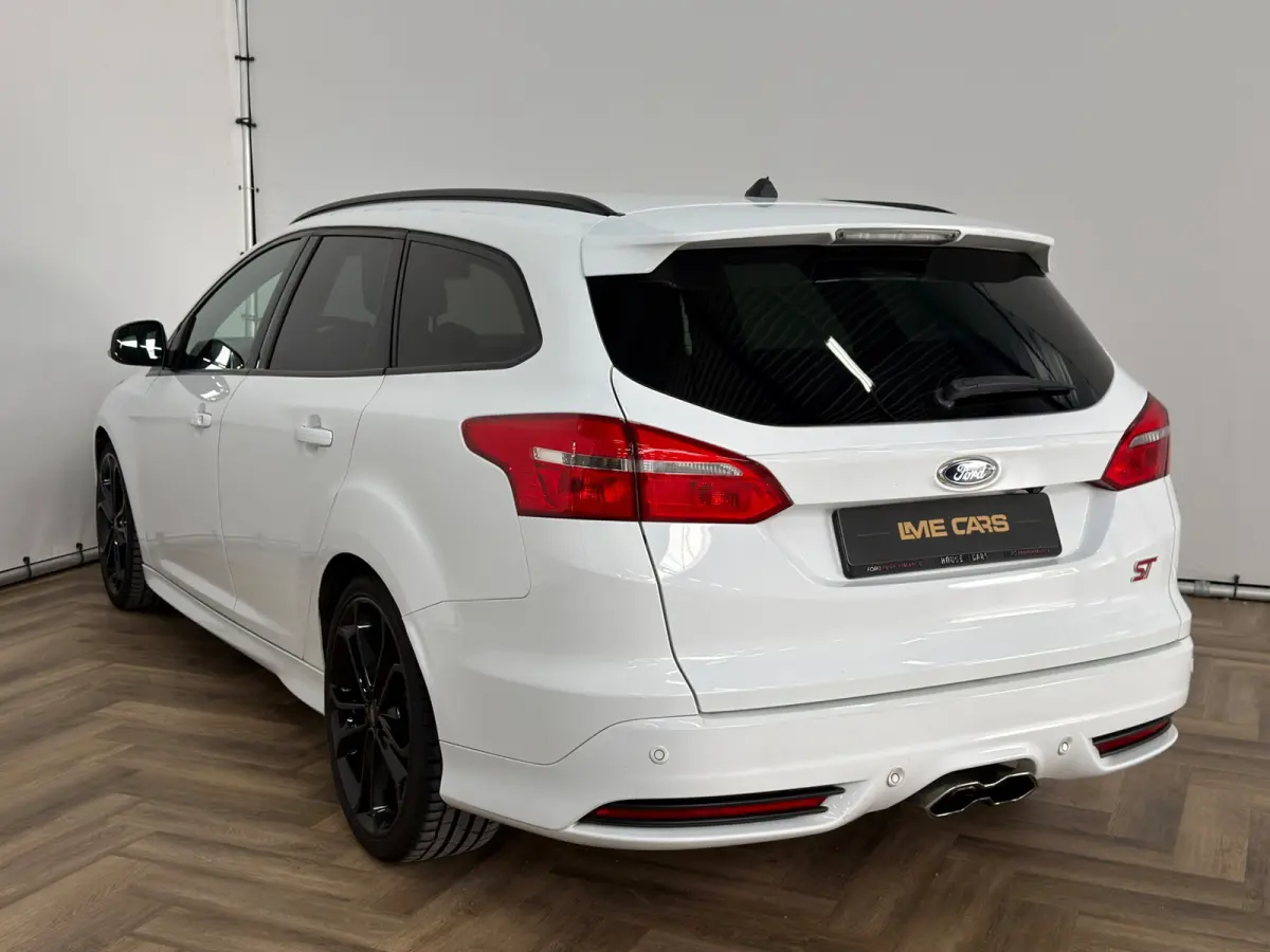 2.0 ST|DEALER ONDERHOUDEN|CARPLAY|INRUIL MOGELIJK|