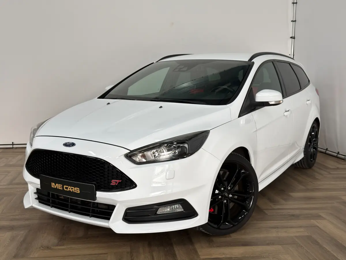 2.0 ST|DEALER ONDERHOUDEN|CARPLAY|INRUIL MOGELIJK|