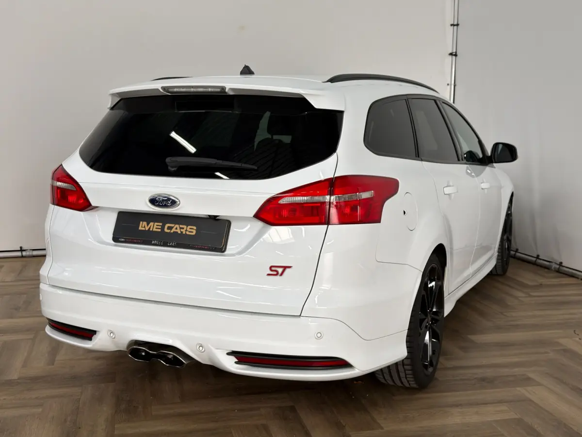 2.0 ST|DEALER ONDERHOUDEN|CARPLAY|INRUIL MOGELIJK|