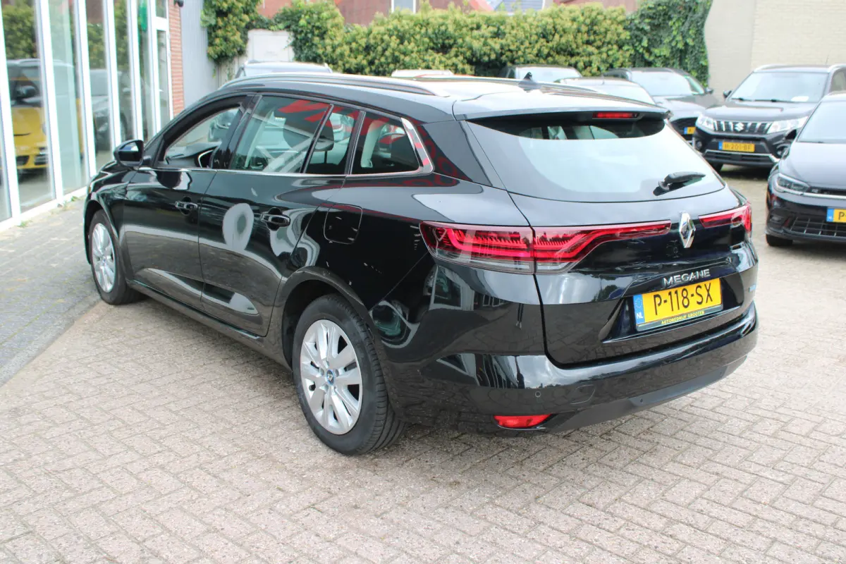 Estate 1.6 Plug-In Hybrid 160 Business Zen