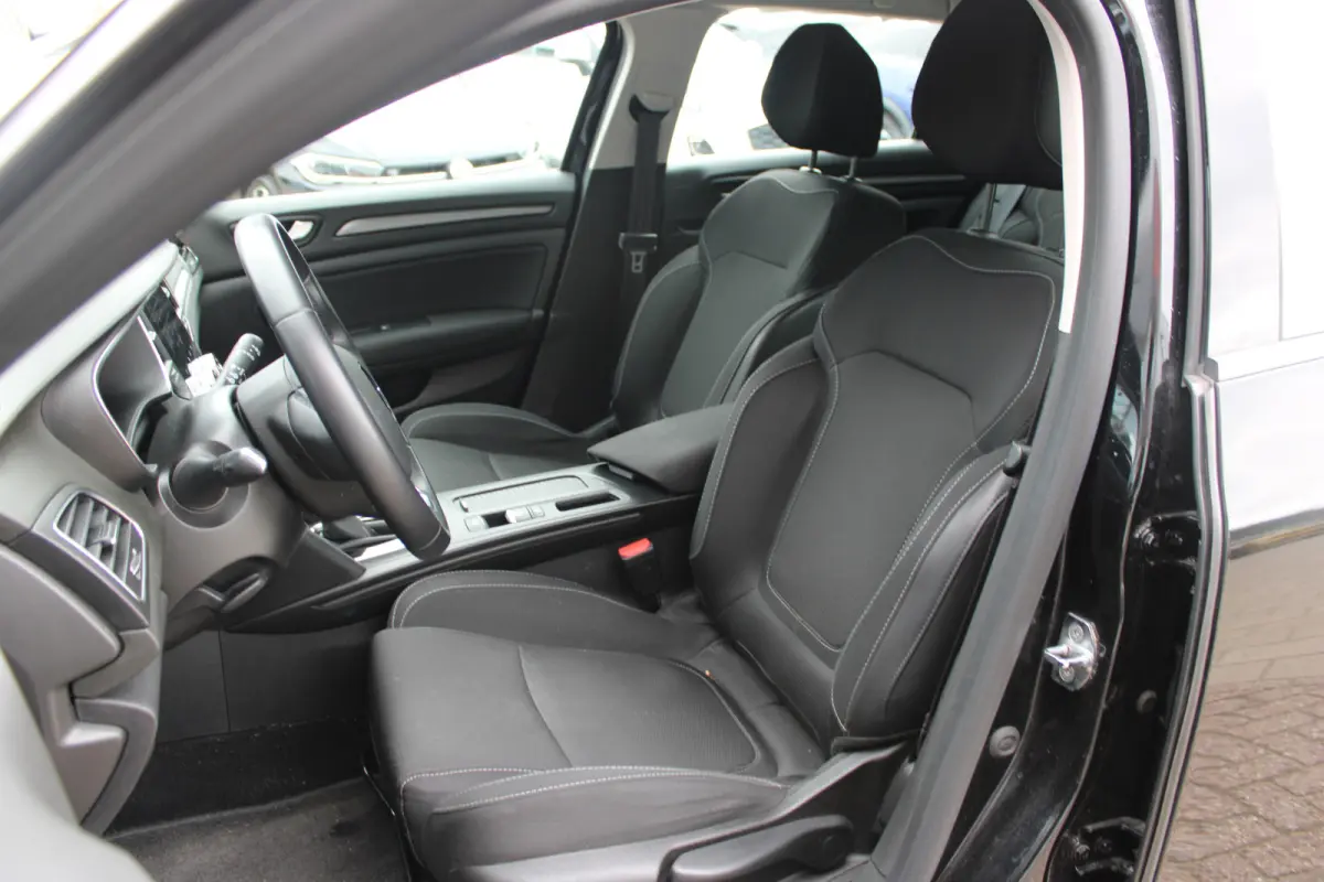 Estate 1.6 Plug-In Hybrid 160 Business Zen