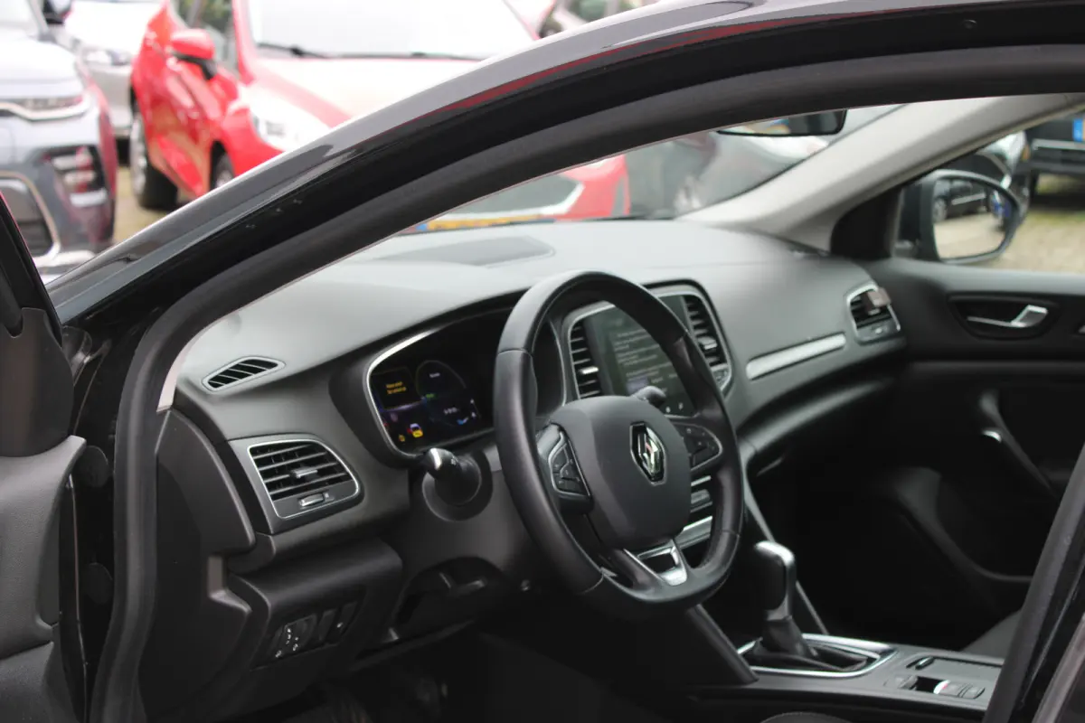 Estate 1.6 Plug-In Hybrid 160 Business Zen