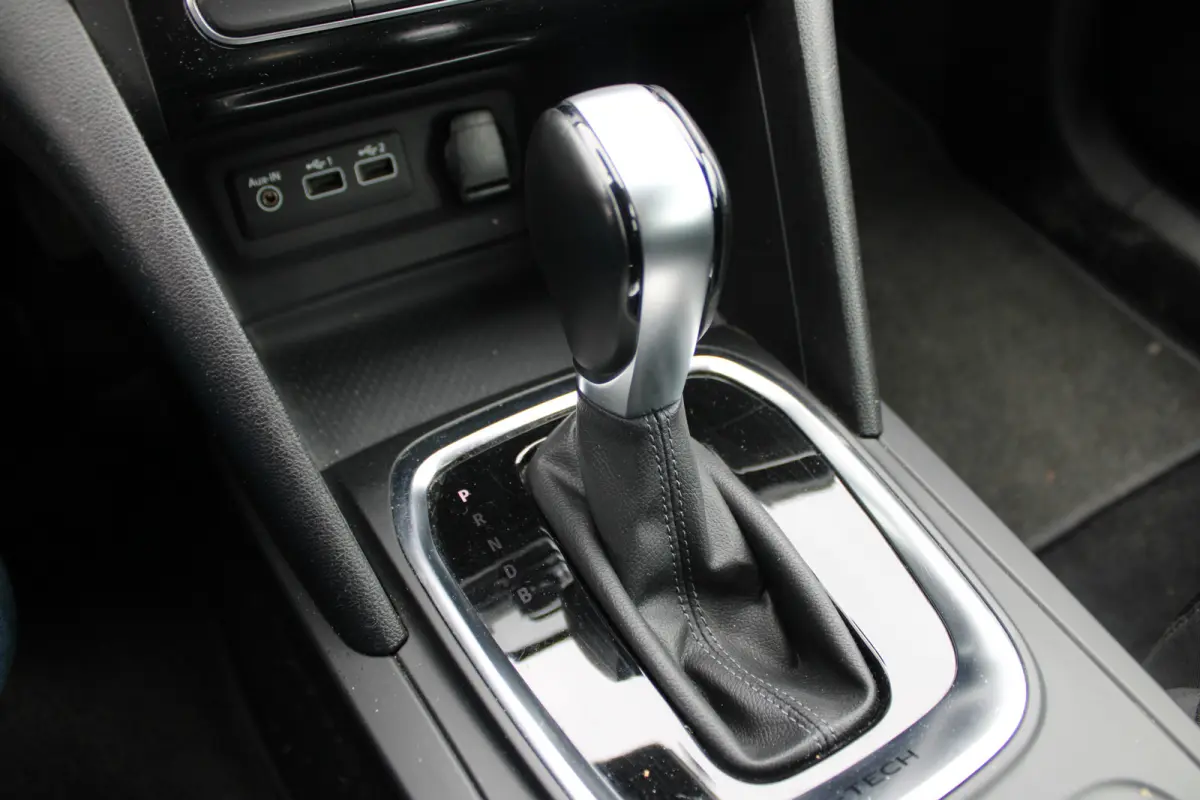 Estate 1.6 Plug-In Hybrid 160 Business Zen