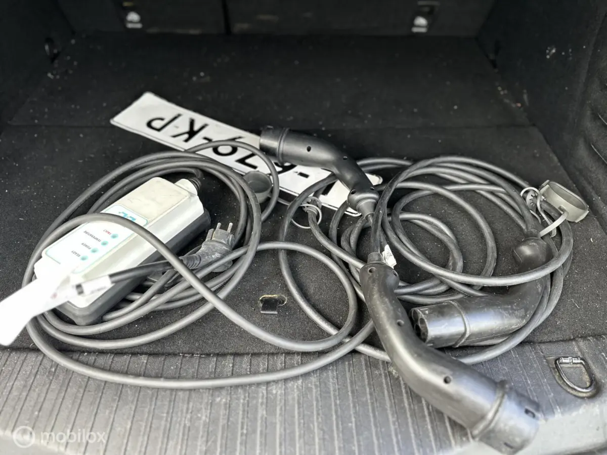 Estate 1.6 Plug-In Hybrid Edition One