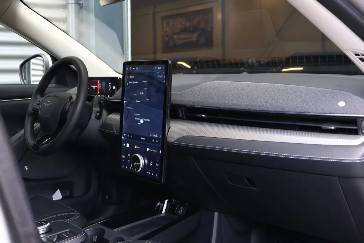 RWD 75 kWh 93% soh! | Technology Plus Pakket | Trekhaak | Pano | 360 Camera | Bang & Olufsen | Adaptieve Cruise