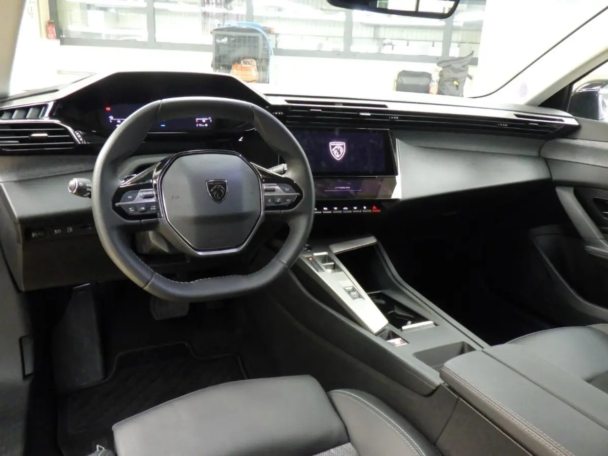 1.6 HYbrid 225 EAT8 Allure Avantage SOH 99% | Tot 8 Jaar Garantie | Automaat | Carplay | Camera 360* Graden | Navigatie | Adaptieve Cruise Control | Dodehoekbewaking | PDC V+A | Origineel NL