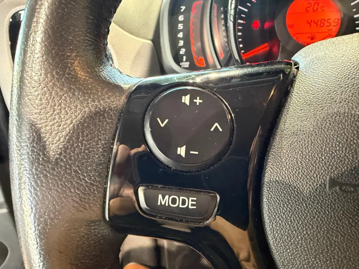 1.0 e-VTi Allure Camera Apple car play cruise control