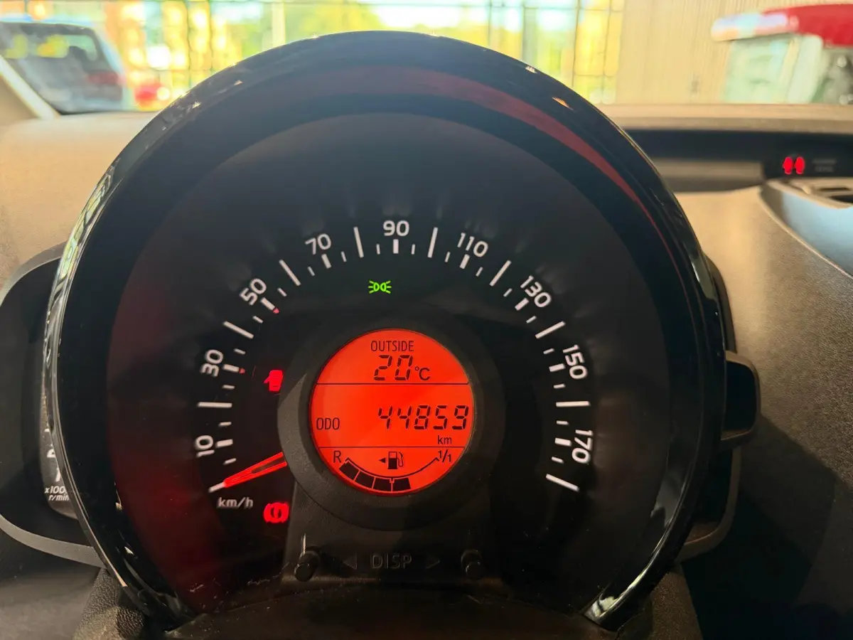 1.0 e-VTi Allure Camera Apple car play cruise control
