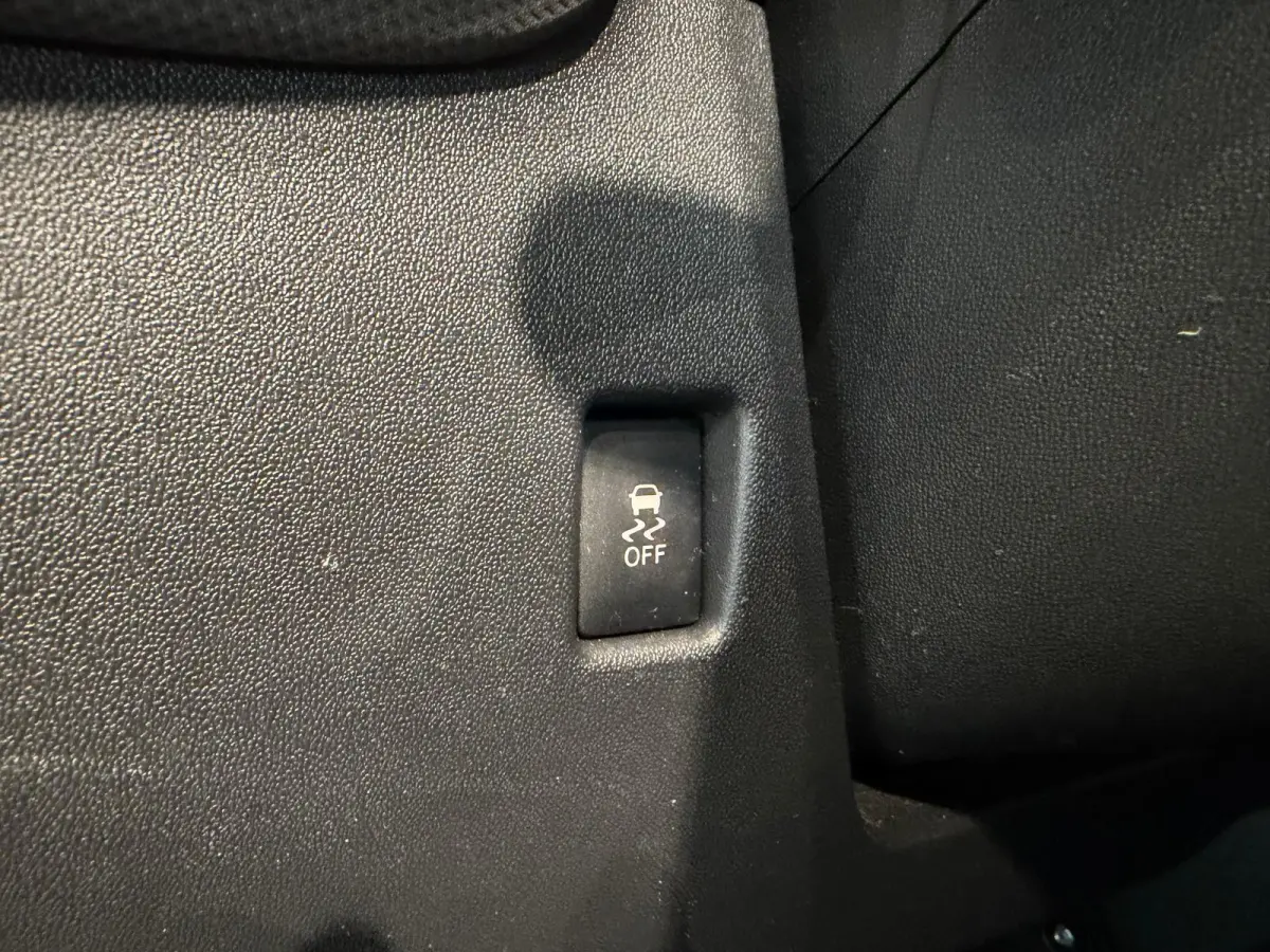 1.0 e-VTi Allure Camera Apple car play cruise control
