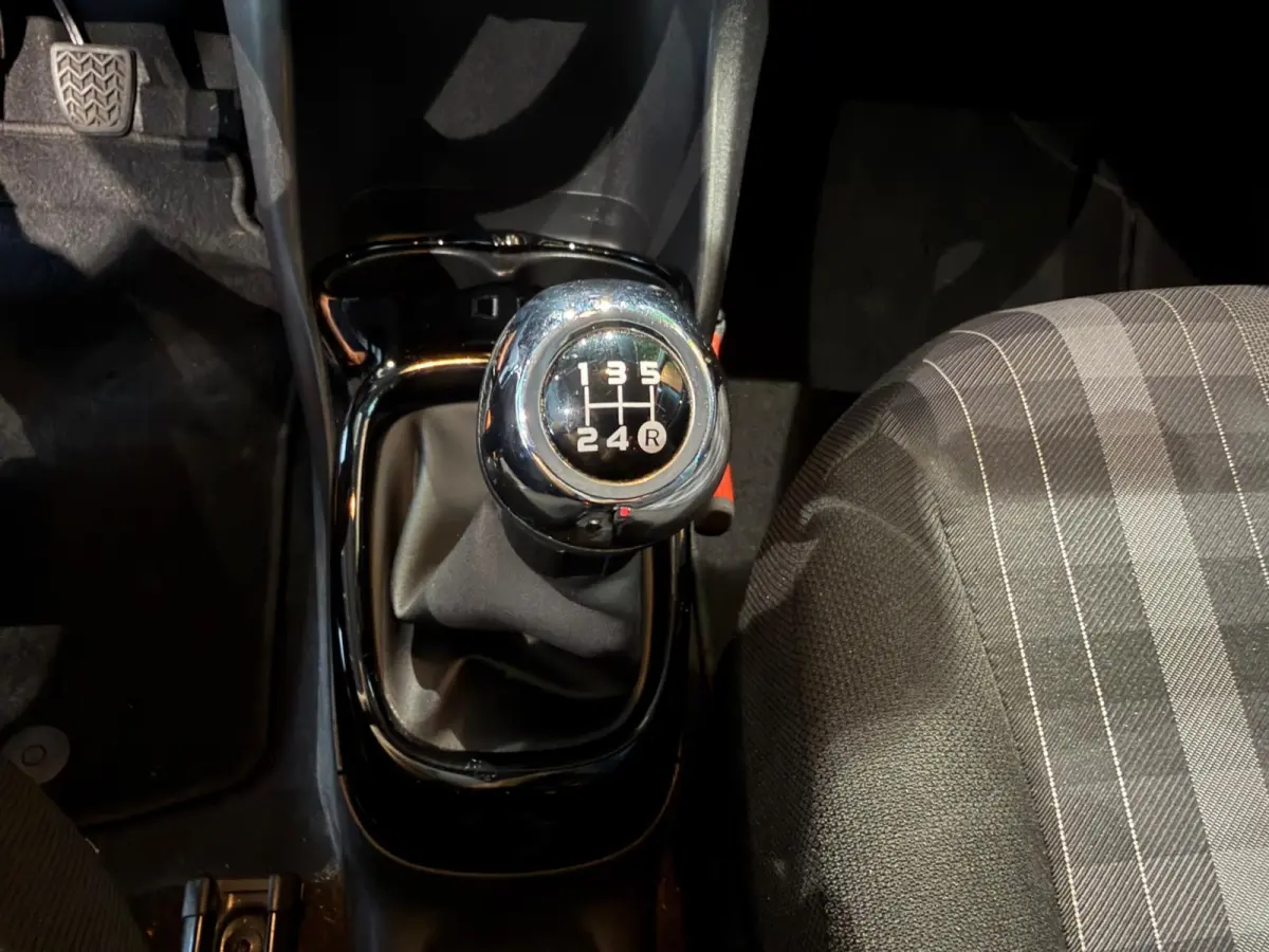 1.0 e-VTi Allure Camera Apple car play cruise control