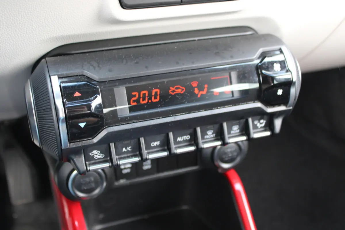 1.2 Business Edition//Navi//Ecc//Camera//Stoelverwarming!