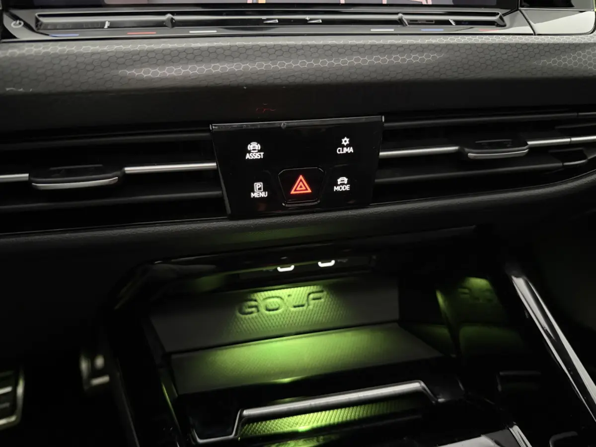 1.4 eHybrid 245PK GTE | Pano | Camera | Virtual | Sfeer | HuD | Carplay | IQ Light