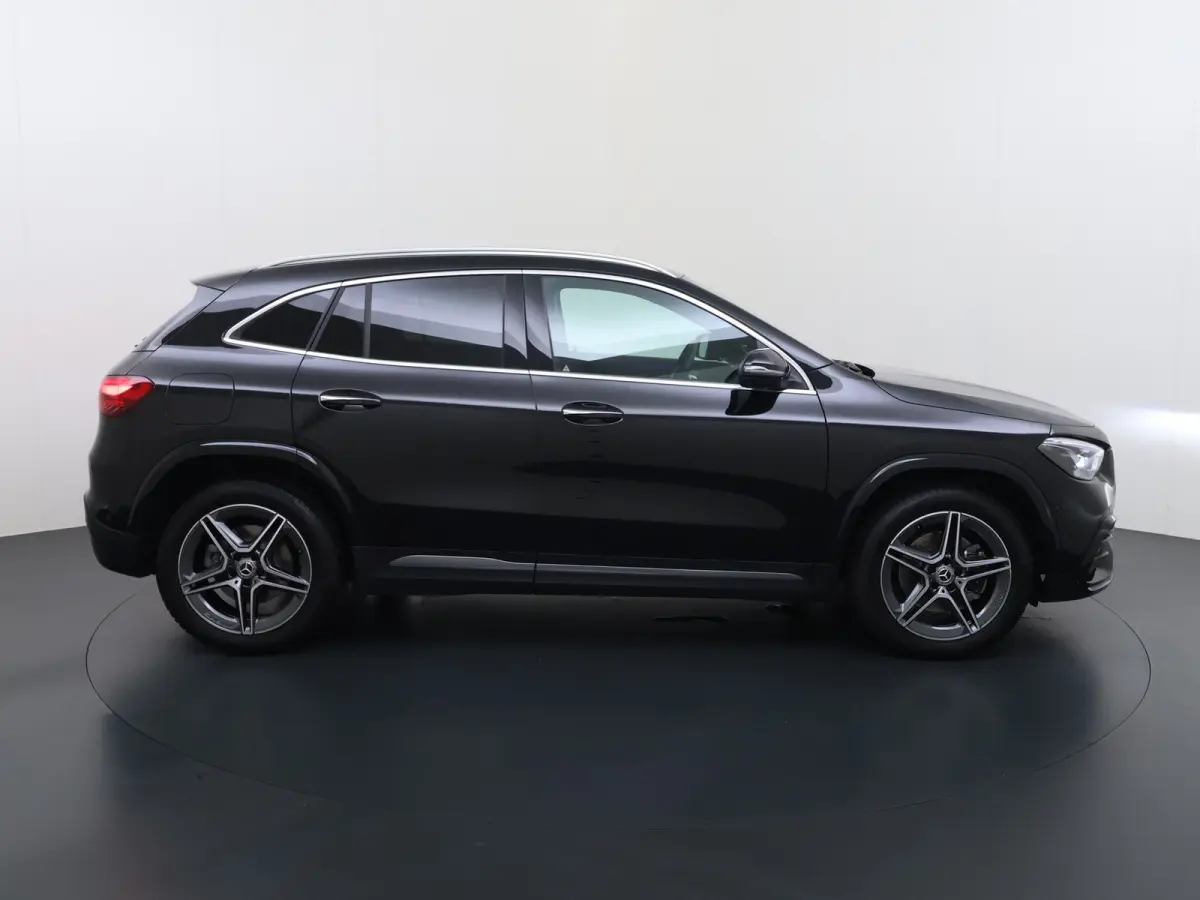 GLA 250 e AMG Line | Dodehoek Burmester Keyless Multibeam