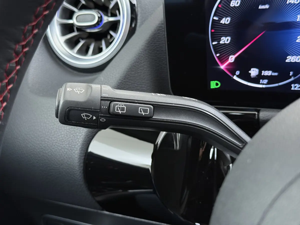 GLA 250 e AMG Line | Dodehoek Burmester Keyless Multibeam