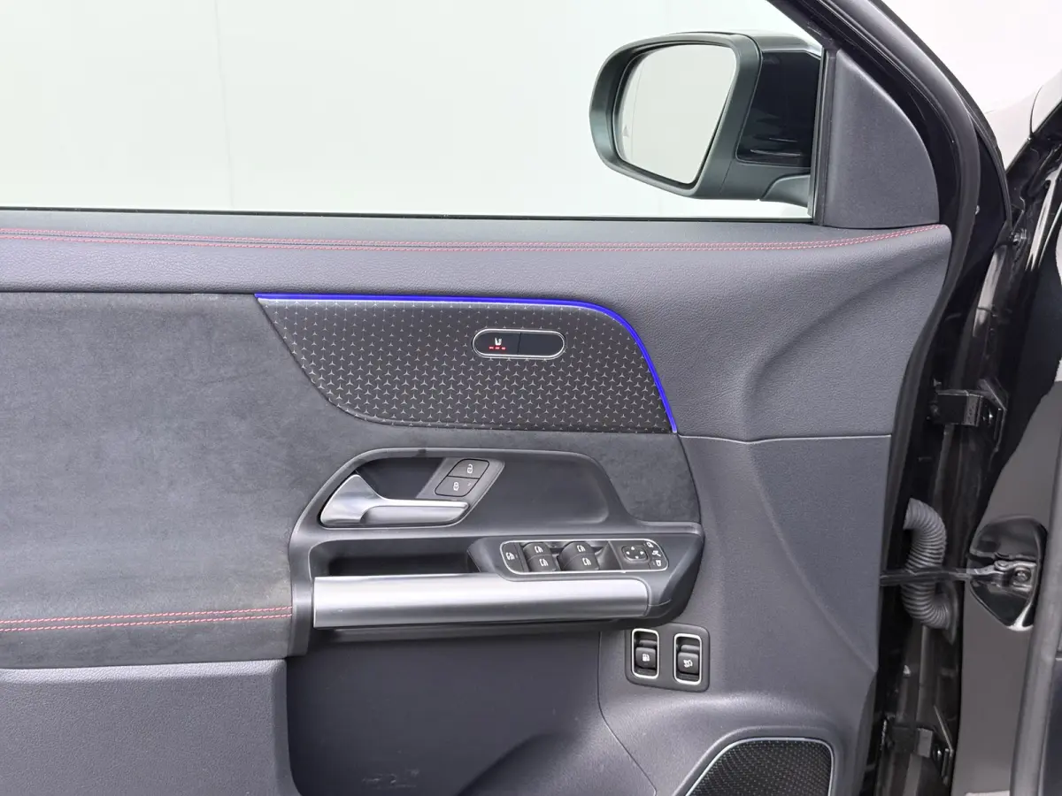 GLA 250 e AMG Line | Dodehoek Burmester Keyless Multibeam