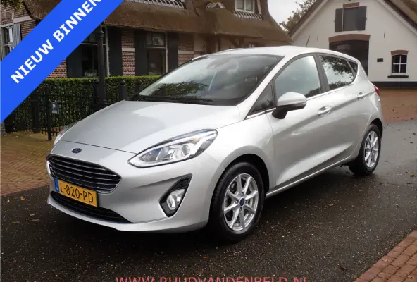 1.0 EcoBoost Titanium CARPLAY/KEYLESS/NAVI/CRUISE/PDC
