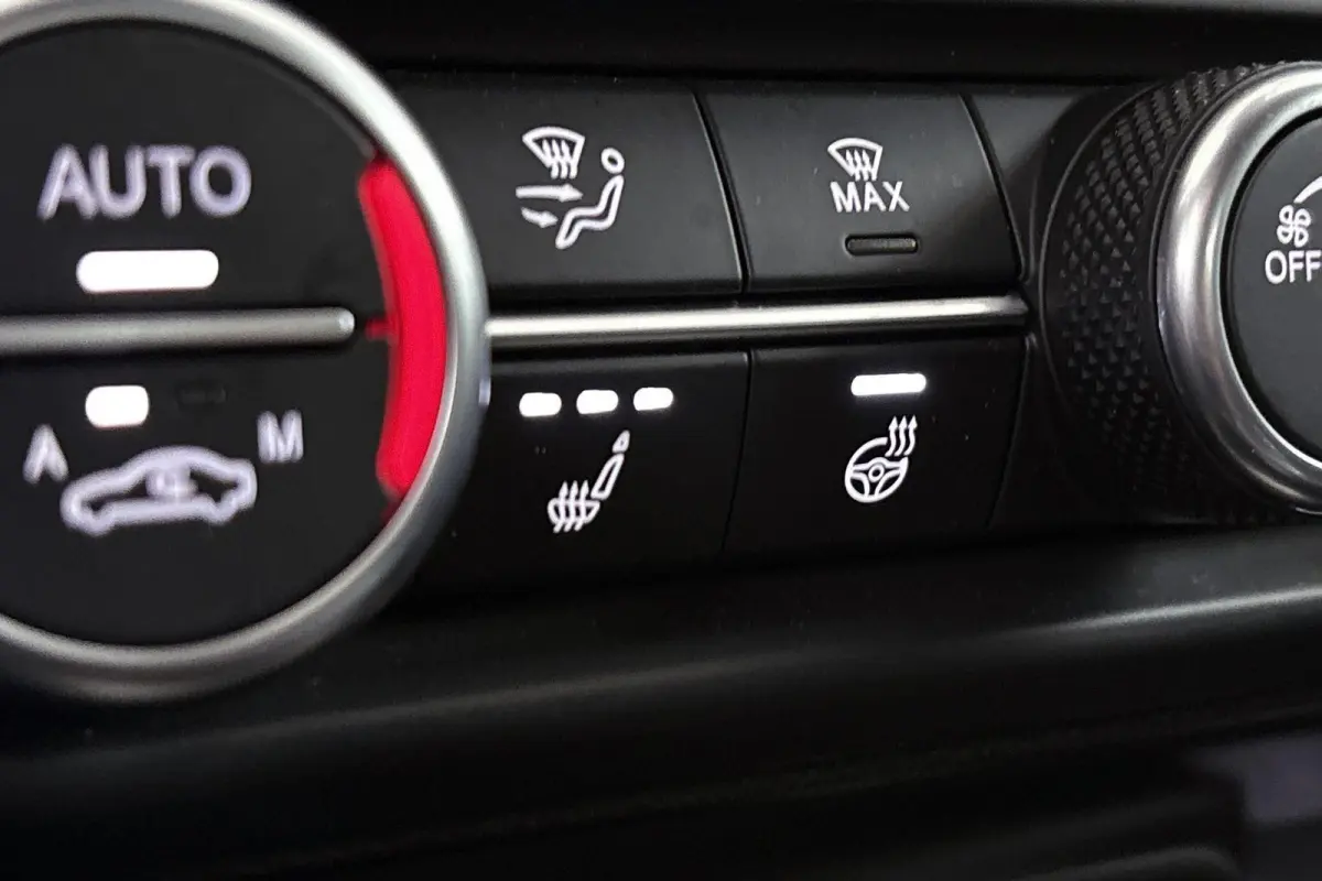 2.0 T GME AWD Competizione 280PK Facelift Harman Kardon Winterpack