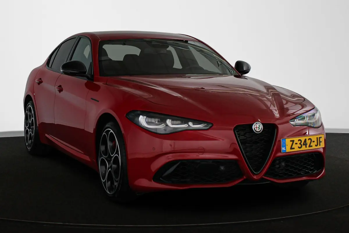 2.0 T GME AWD Competizione 280PK Facelift Harman Kardon Winterpack