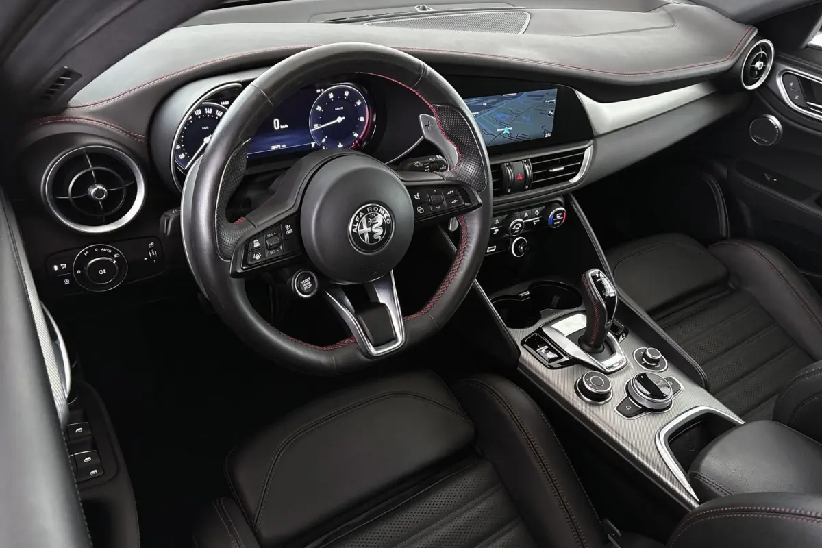 2.0 T GME AWD Competizione 280PK Facelift Harman Kardon Winterpack