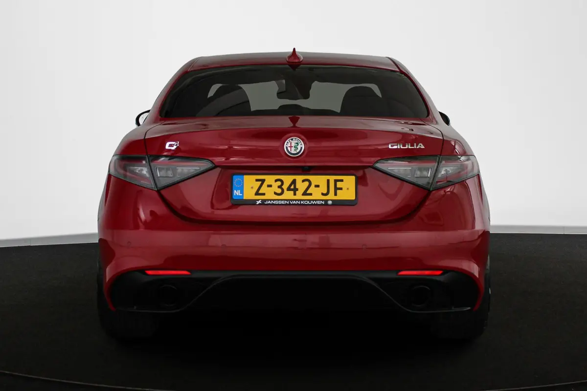 2.0 T GME AWD Competizione 280PK Facelift Harman Kardon Winterpack