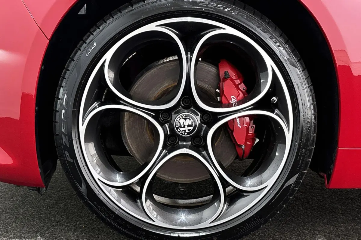 2.0 T GME AWD Competizione 280PK Facelift Harman Kardon Winterpack