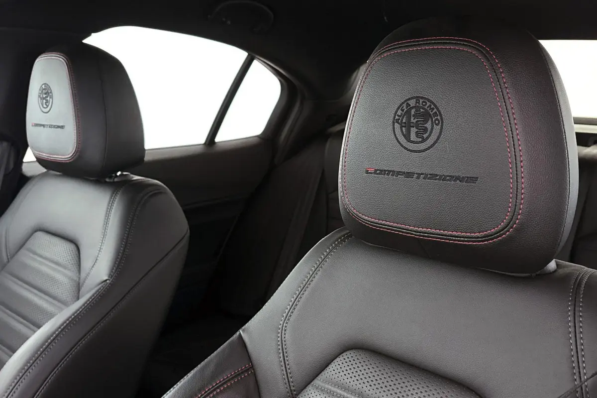 2.0 T GME AWD Competizione 280PK Facelift Harman Kardon Winterpack