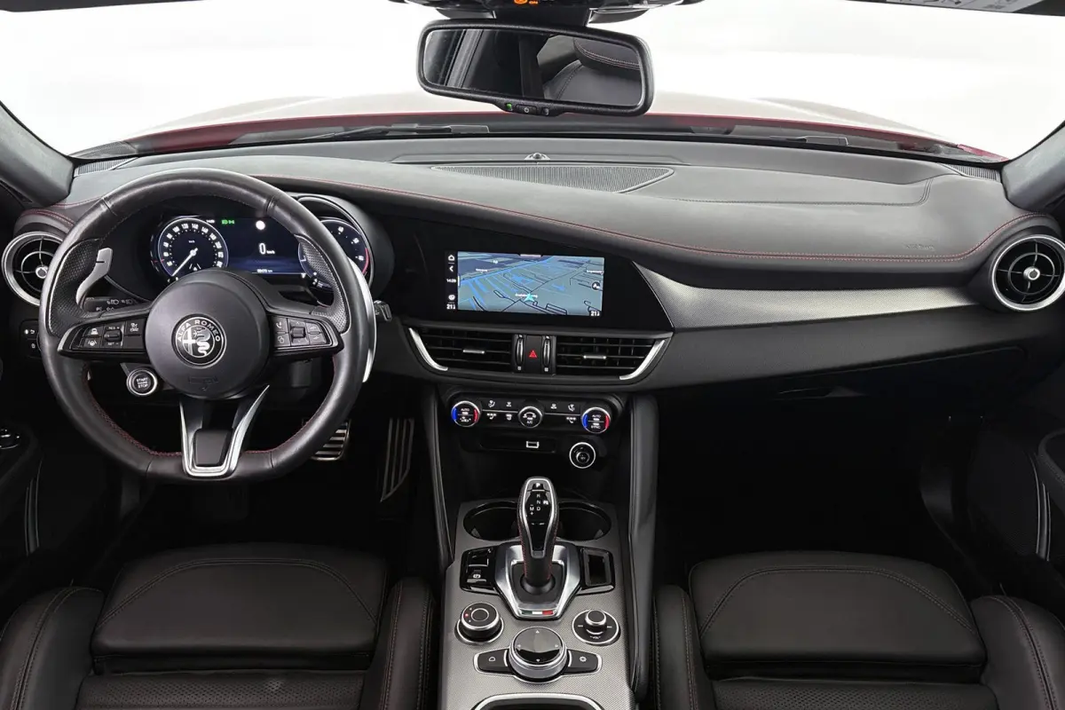 2.0 T GME AWD Competizione 280PK Facelift Harman Kardon Winterpack