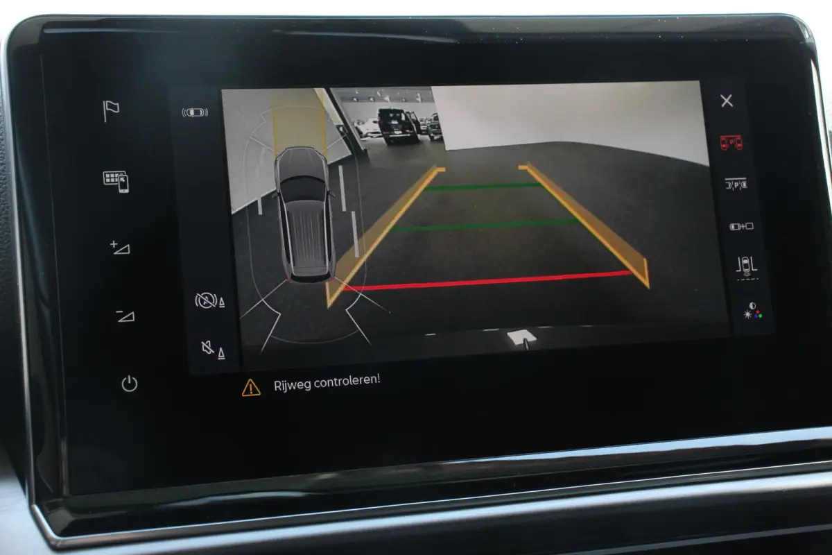 1.5 TSI 150pk FR DSG 7p. Navigatie Apple Carplay/Android Auto Camera Parkeer sensoren Digitale Cockpit  Stoelverwarming Stoel bestuurder electrisch verstelbaar