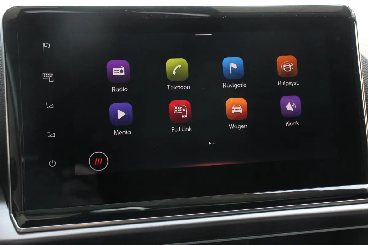 1.5 TSI 150pk FR DSG 7p. Navigatie Apple Carplay/Android Auto Camera Parkeer sensoren Digitale Cockpit  Stoelverwarming Stoel bestuurder electrisch verstelbaar