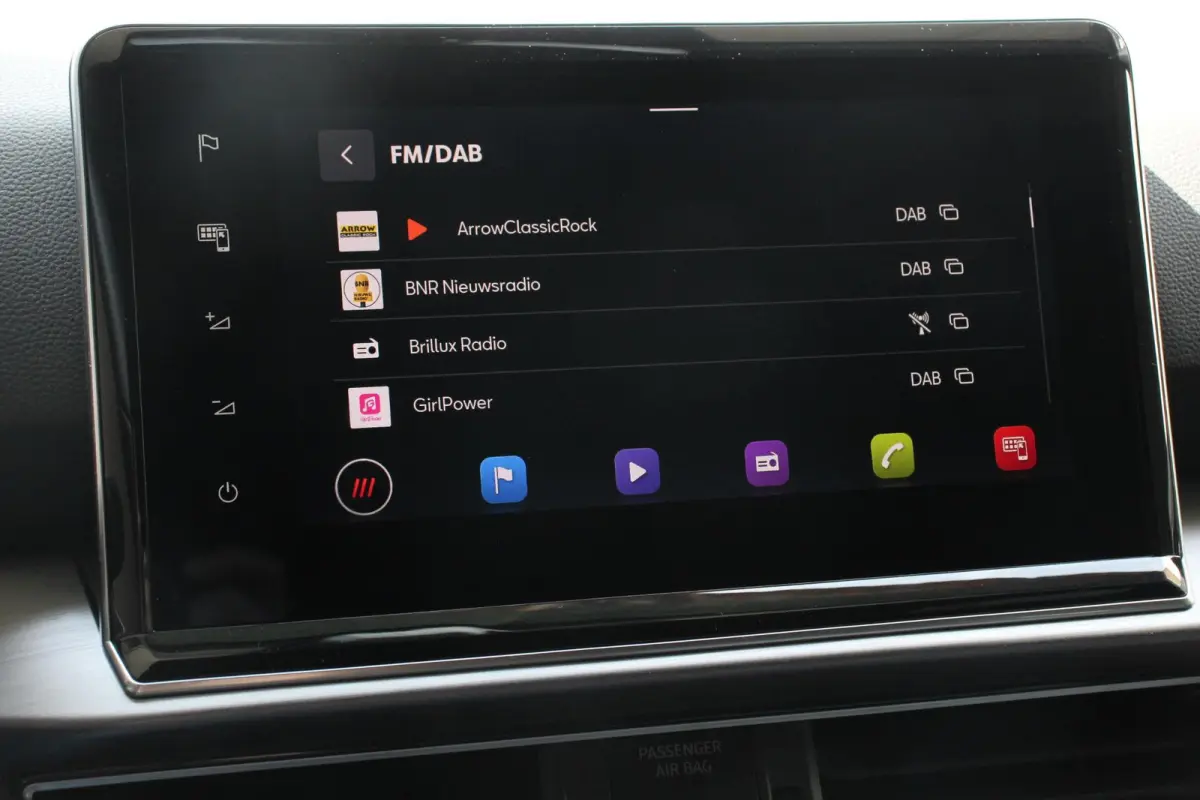 1.5 TSI 150pk FR DSG 7p. Navigatie Apple Carplay/Android Auto Camera Parkeer sensoren Digitale Cockpit  Stoelverwarming Stoel bestuurder electrisch verstelbaar