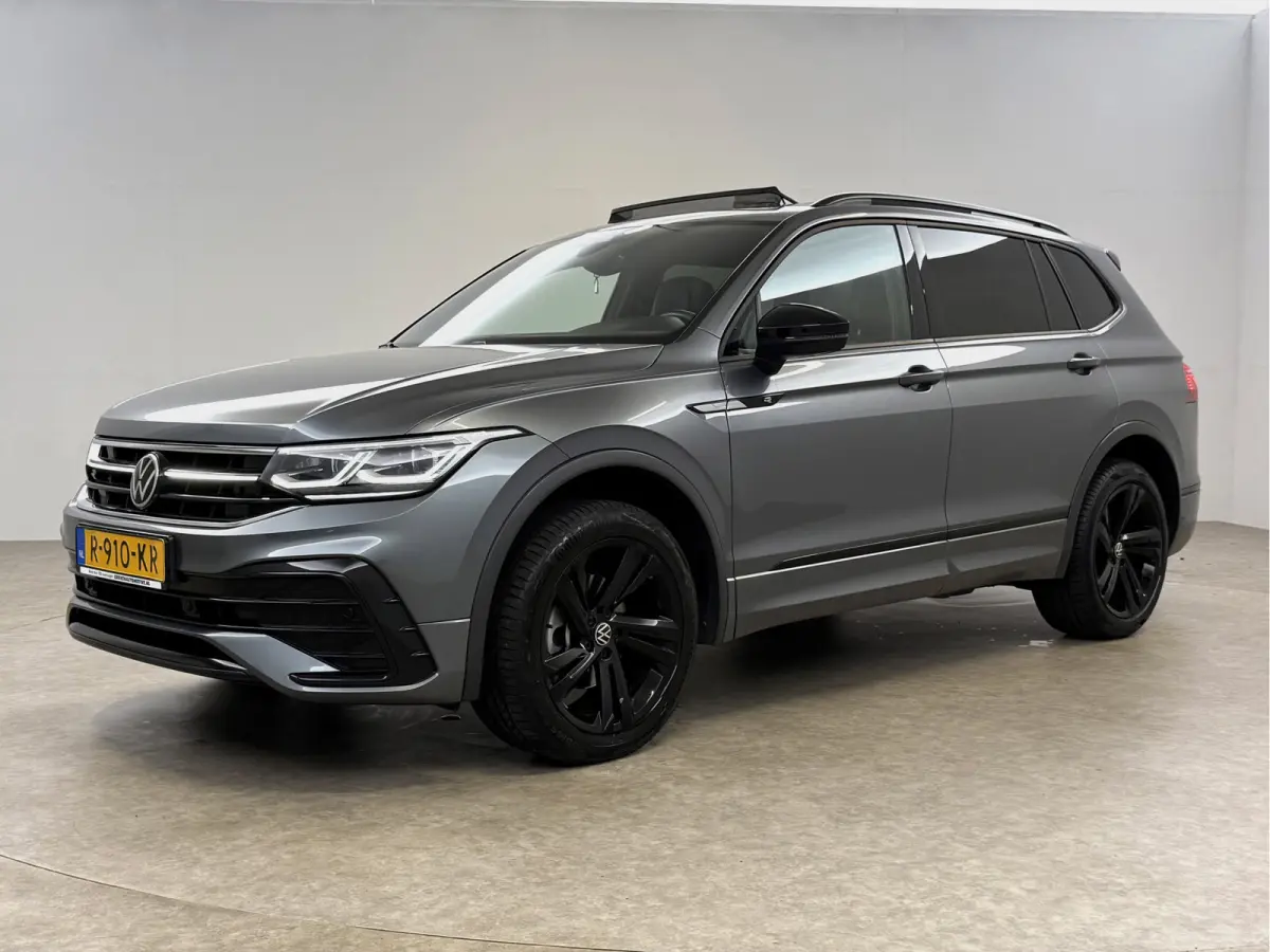 1.5 TSI R-Line Business+ 7p. | Pano | Camera | Sfeer | Virtual | Carplay | Trekhaak | IQ Lights