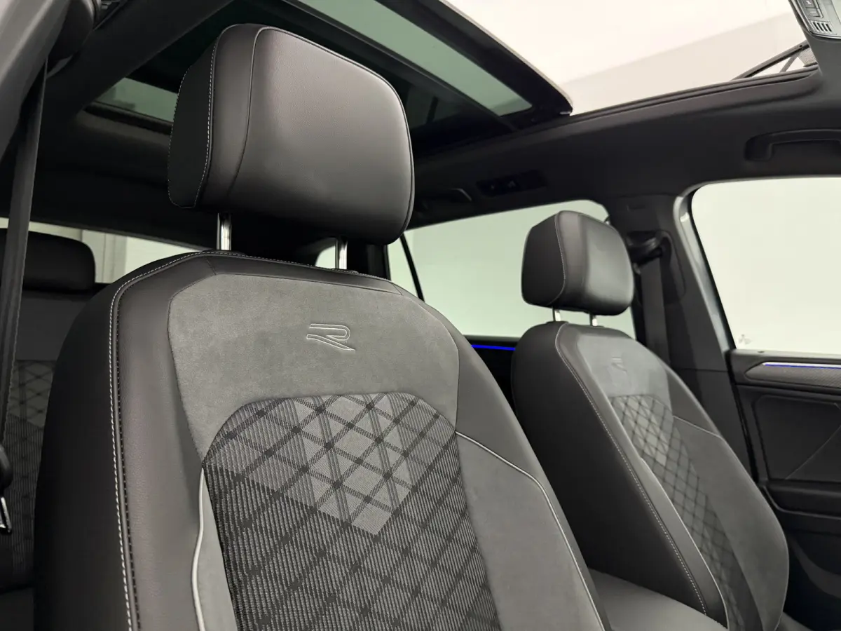 1.5 TSI R-Line Business+ 7p. | Pano | Camera | Sfeer | Virtual | Carplay | Trekhaak | IQ Lights