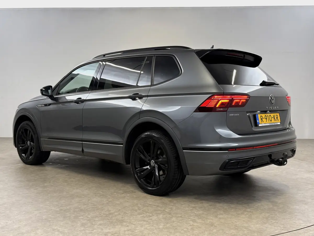 1.5 TSI R-Line Business+ 7p. | Pano | Camera | Sfeer | Virtual | Carplay | Trekhaak | IQ Lights