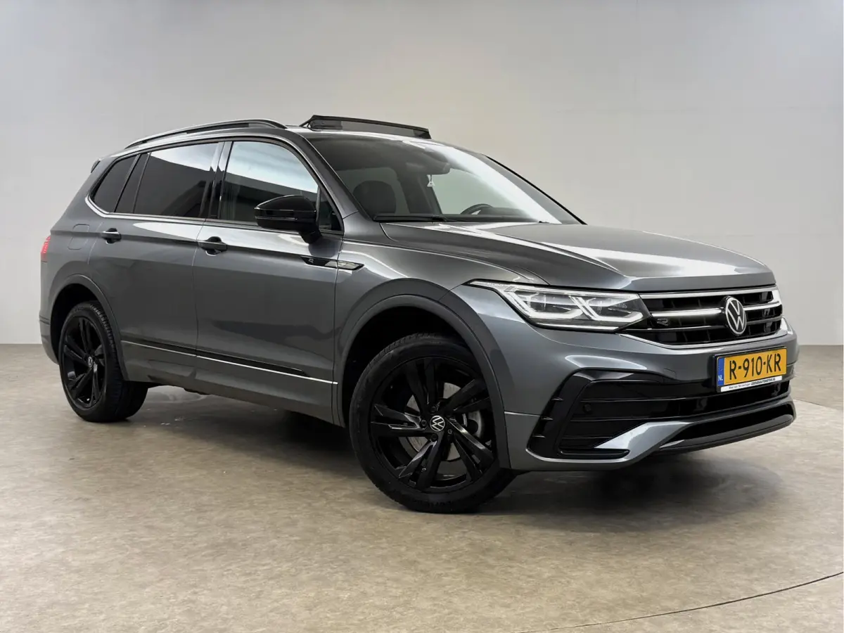 1.5 TSI R-Line Business+ 7p. | Pano | Camera | Sfeer | Virtual | Carplay | Trekhaak | IQ Lights