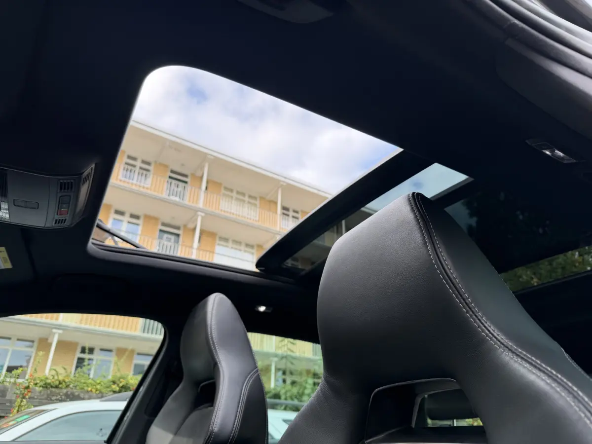 1.5 TSI Sportline Business 7p. Schuif/kantel dak, Stoel+stuur+ voorrruit verwarming