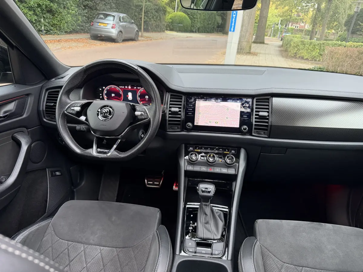 1.5 TSI Sportline Business 7p. Schuif/kantel dak, Stoel+stuur+ voorrruit verwarming