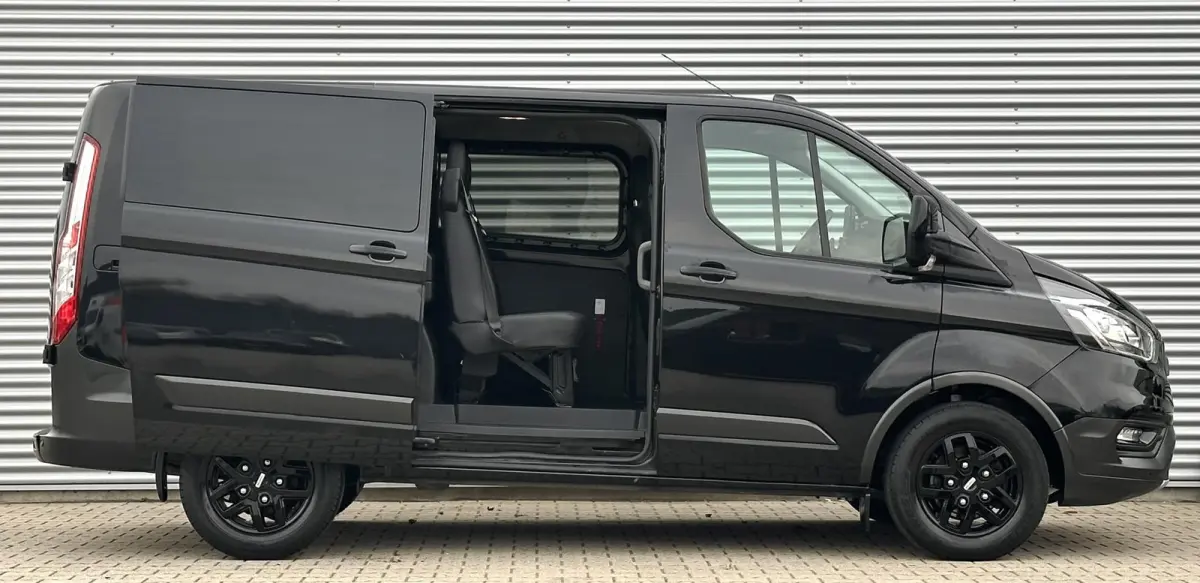 320 2.0 TDCI L1H1 Trail DC Dubbele cabine