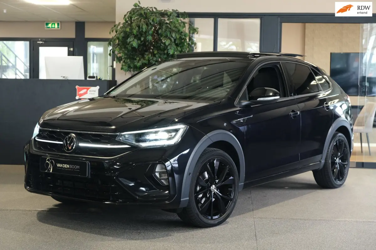 1.5 TSI 2x R-Line 150PK DSG Black Style Pano IQ Matrix ACC Beats Keyless Cam