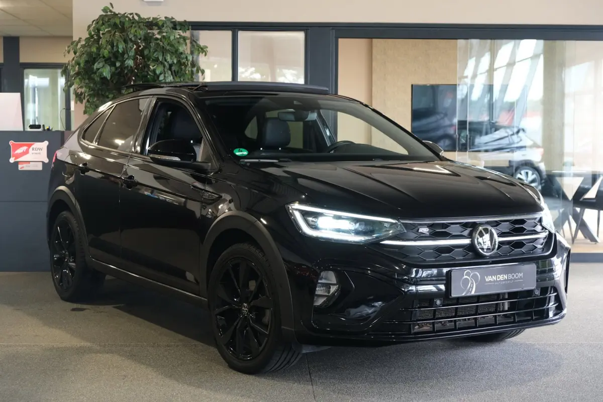 1.5 TSI 2x R-Line 150PK DSG Black Style Pano IQ Matrix ACC Beats Keyless Cam
