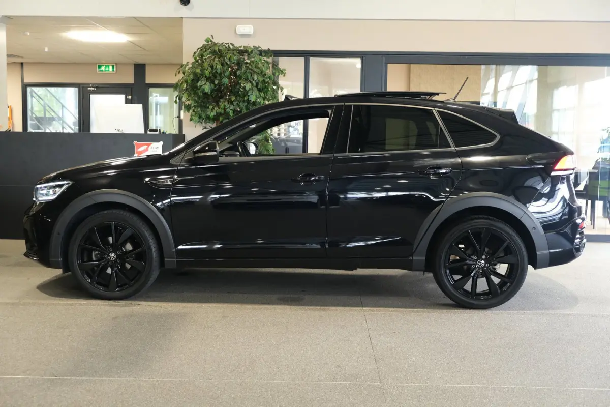 1.5 TSI 2x R-Line 150PK DSG Black Style Pano IQ Matrix ACC Beats Keyless Cam