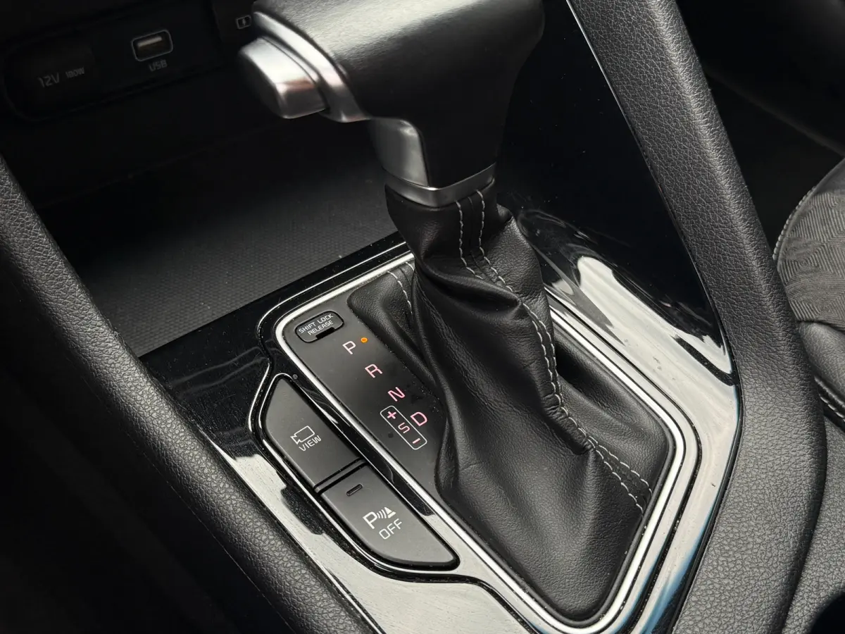 1.6 GDi Hybrid DynamicLine NAVI CAMERA ACC
