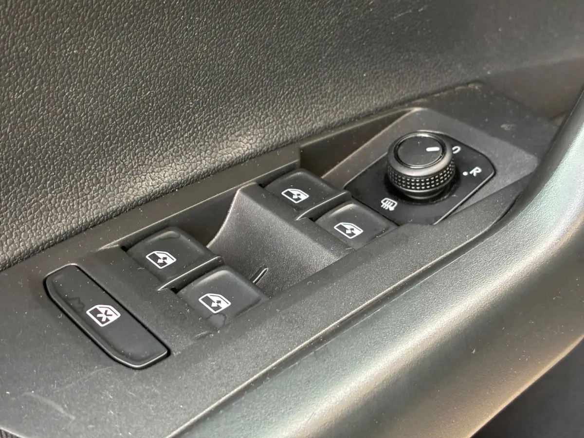 1.0 TSI Comfortline|1e Eigenaar|Automaat|Navigatie|Airco|Cruise|Trekhaak|CarPlay|Elektr.ramen|Nieuwe APK|NAP|