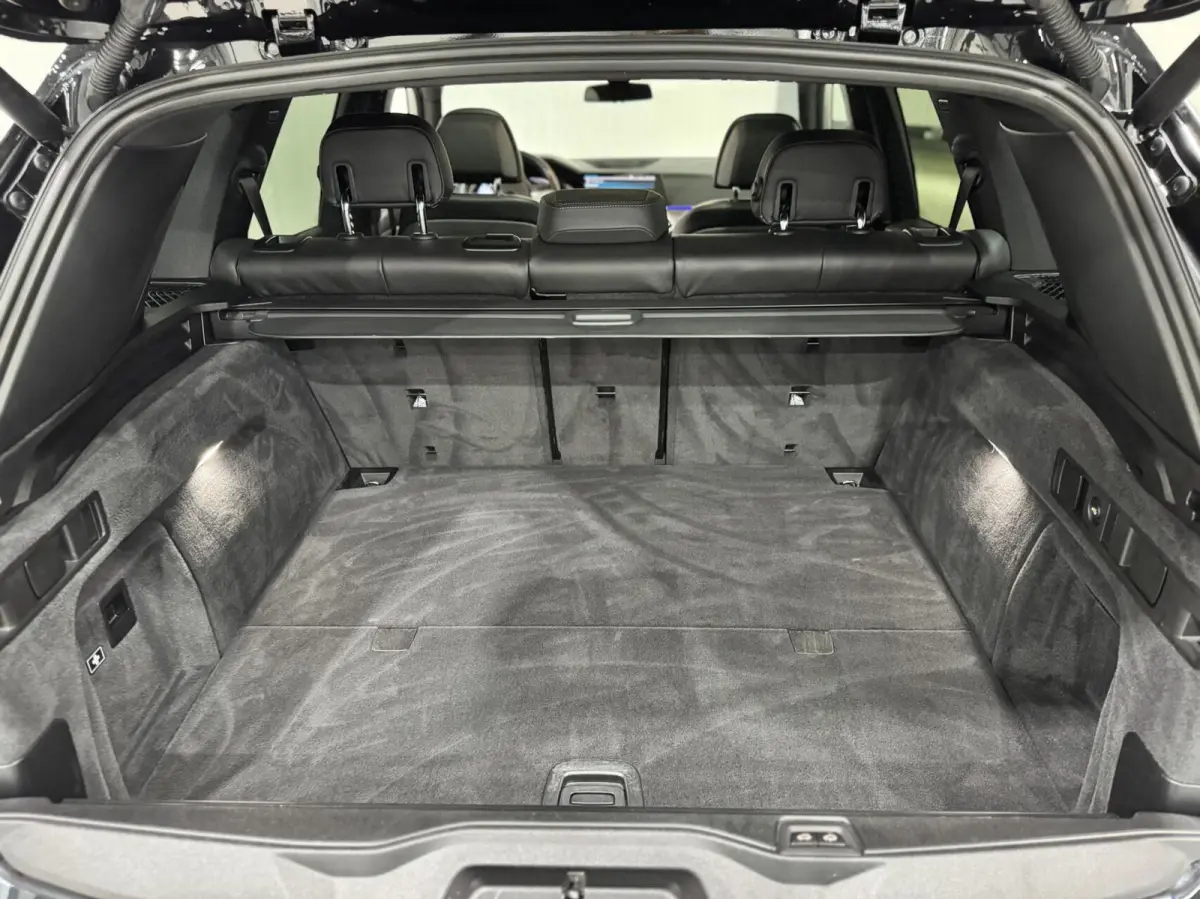 xDrive45e High Executive|M SPORT|PANO|HUD|H&K|LANE|