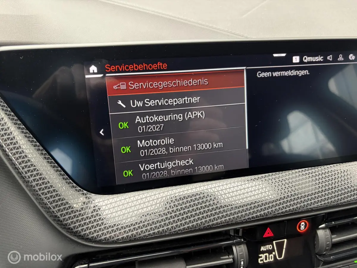 118i M Sport Business|Leer|Parkeersensor V/A|Camera|Stoelverwarming.