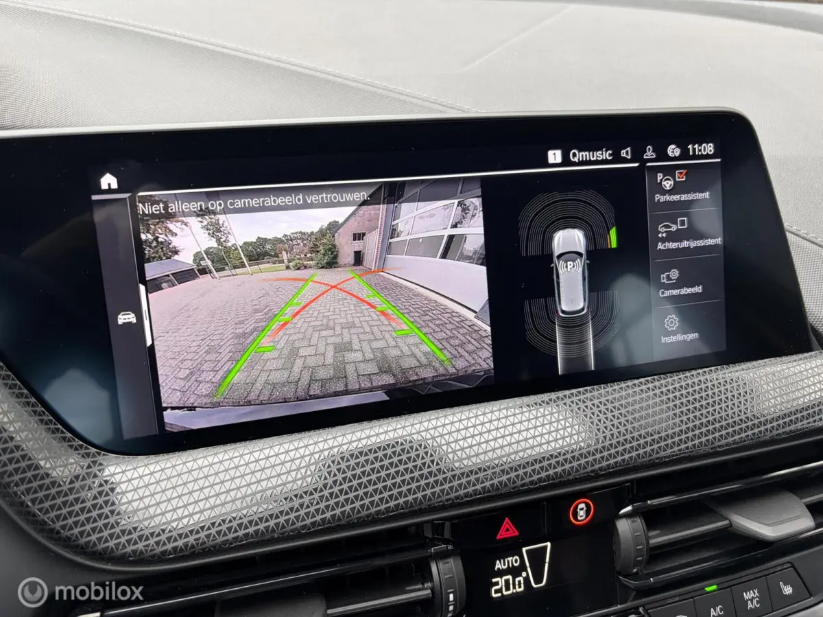 118i M Sport Business|Leer|Parkeersensor V/A|Camera|Stoelverwarming.
