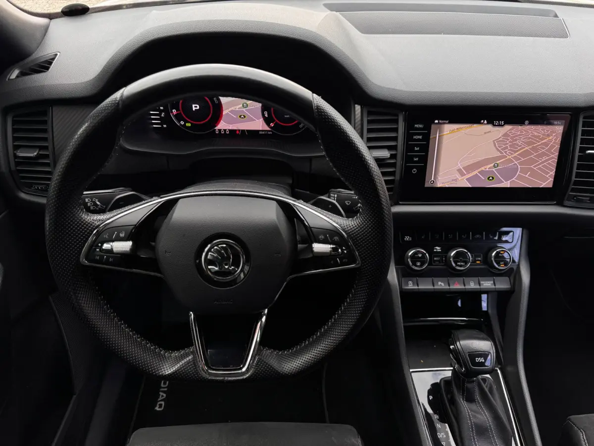 1.5 TSI Sportline Business | NL-Auto | Sportstoelen + Memory | Camera | Winter Pack | Adaptive Cruise