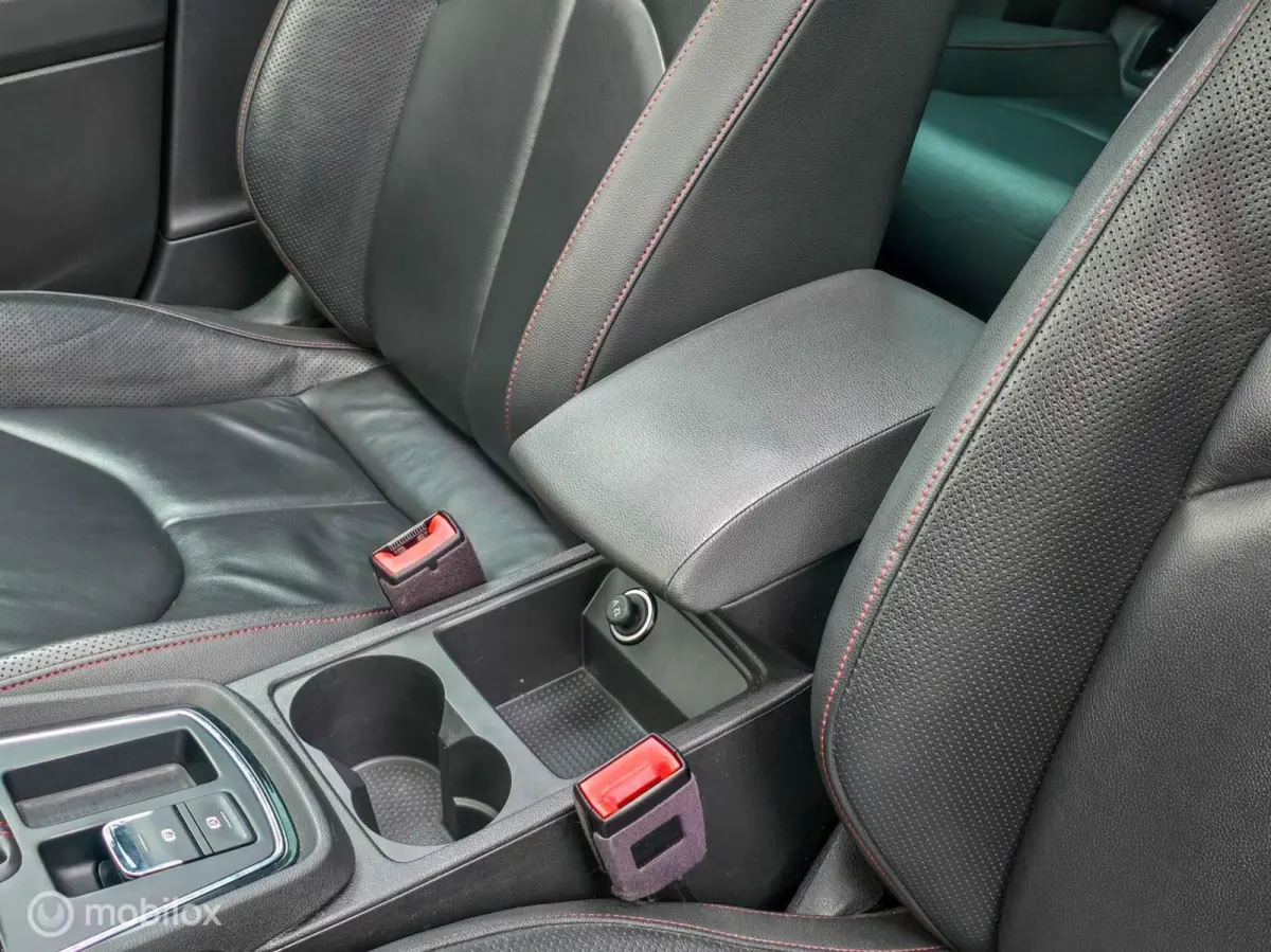 2.0 TSI FR Business Intense Pano Beats Acc Carplay