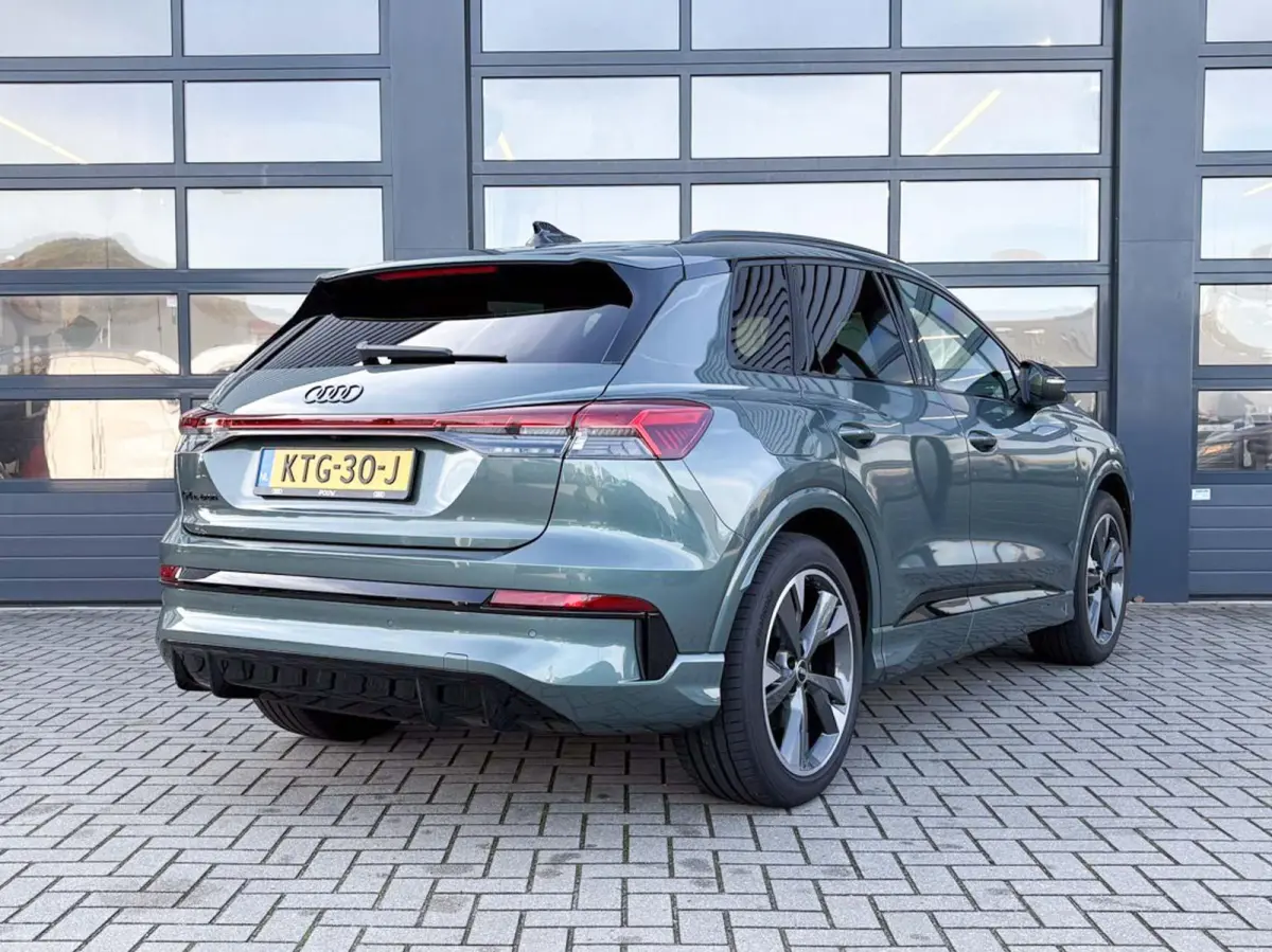 286pk S edition performance 82 kWh | Panoramadak | Trekhaak | Zwart Optiek