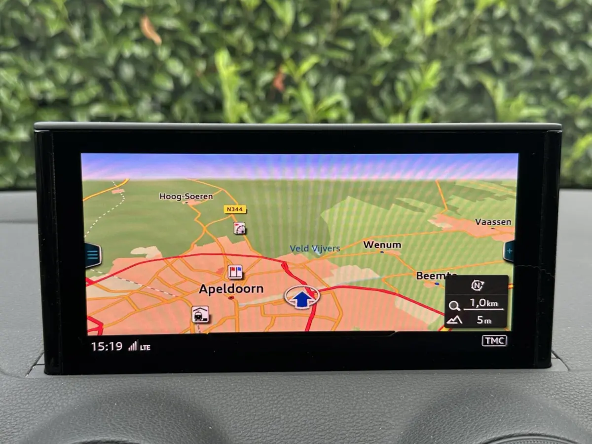 1.4 TFSI CoD Launch Edition, PANORAMADAK, LEDER, VIRTUAL COCKPIT, B&O AUDIO, CARBON, TREKHAAK AFNEEMBAAR, STOELVERWARMING